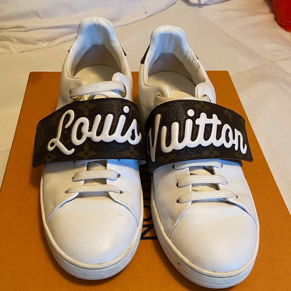 Size 38 Louis Vuitton Sneakers